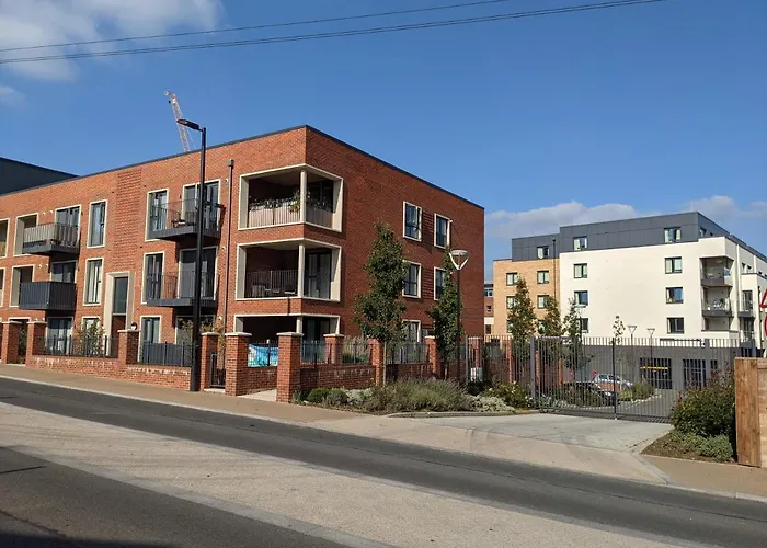 Suffield Lodge By Wycombe Apartments