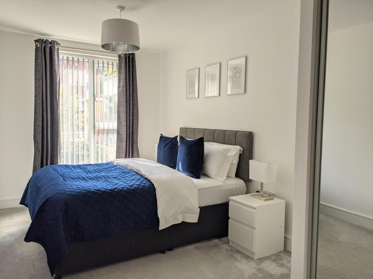Suffield By Wycombe Apartment
