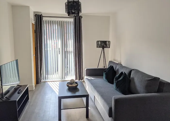 Suffield Lodge By Wycombe Apartments